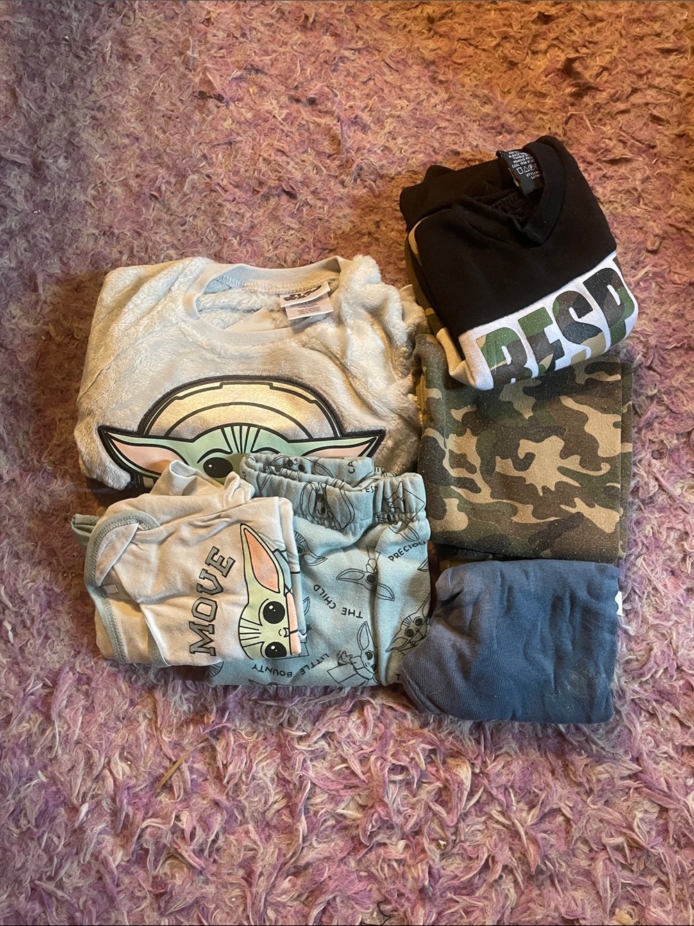 18m clothing bundle